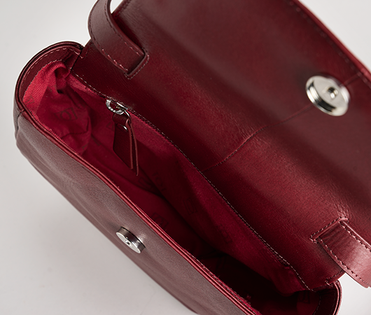 Väskor Axelremsväska Zoe Burgundy | Docksta Sko