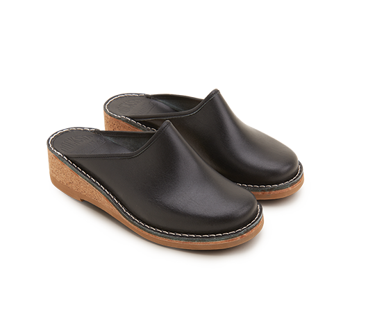 Slippers / Tofflor - Gunilla 911 Svart 911 695 Vegetabiliskt garvat läder | Docksta Sko
